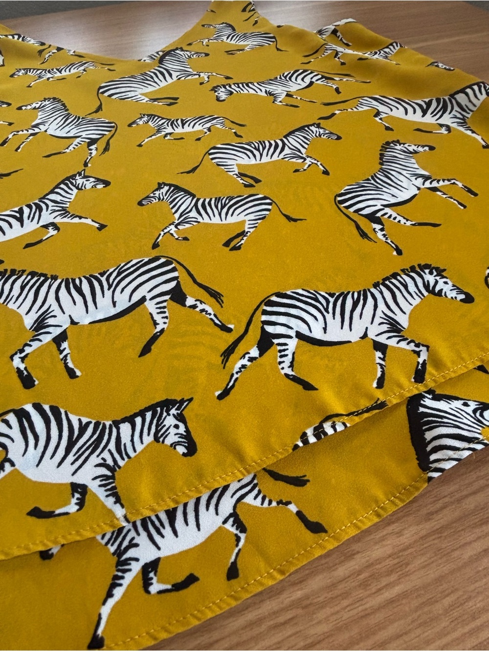 Ann Taylor Factory Mustard Yellow Zebra Print Sleeveless Layered Blouse XS - Picture 8 of 9